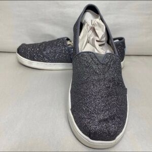 TOMS dark grey glitter Alpargatas slip ons youth 6 women’s 8